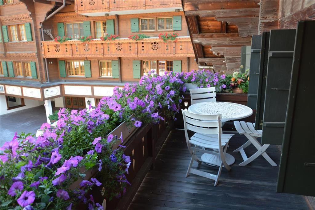 Le Vieux Chalet Gstaad Exterior foto